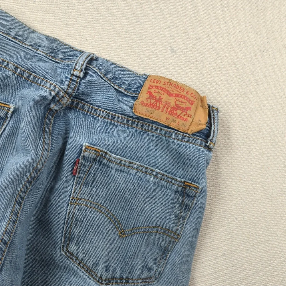 Levis 501 Jeans Mens 30x30 Blue Straight Distressed Button Fly Grunge